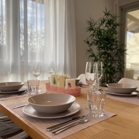 Διαμέρισμα Rooftop - Fuer 4 Personen Mit Parkplatz Und 2 Balkone