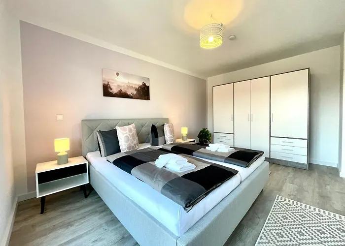 Modernes Apartment Rooftop in Dresden - mit Parkplatz und 2 Balkone! Appartement *