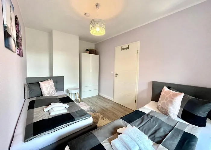 Modernes Apartment Rooftop in Dresden - mit Parkplatz und 2 Balkone!