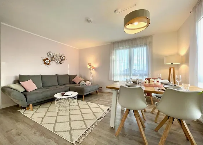 Modernes Apartment Rooftop in Dresden - mit Parkplatz und 2 Balkone! Appartement