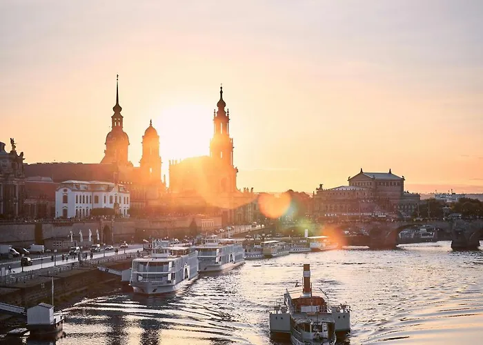 Modernes Apartment Rooftop in Dresden - mit Parkplatz und 2 Balkone!