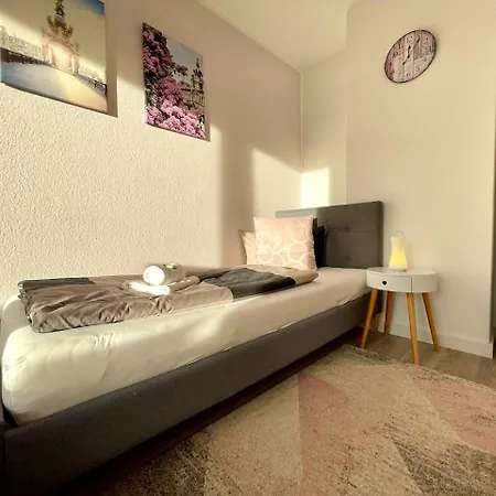 Rooftop - Fuer 4 Personen Mit Parkplatz Und 2 Balkone Appartamento