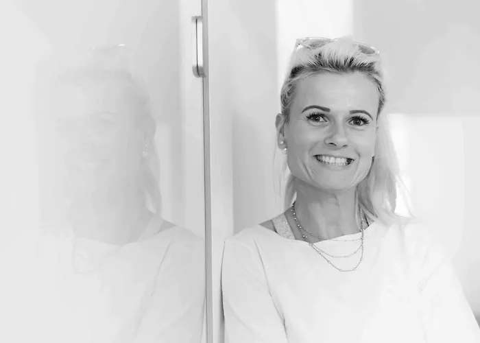 Modernes Rooftop In - Mit Parkplatz Und 2 Balkone! Apartment