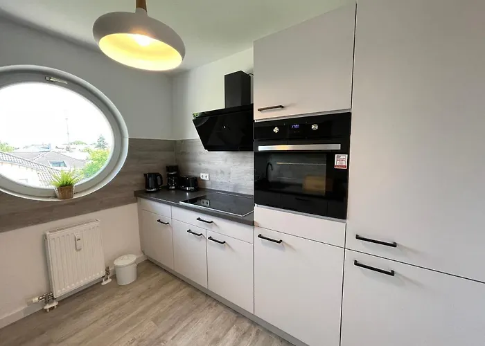 Modernes Rooftop In - Mit Parkplatz Und 2 Balkone! * Dresden