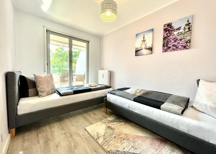 Appartamento Dresden Rooftop Apartment Mit 2 Balkone, Stellplatz, Top Anbindung Dresda