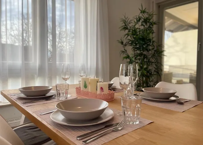 Apartment Modernes Rooftop In - Mit Parkplatz Und 2 Balkone!