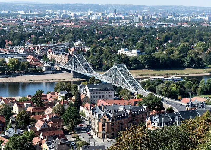 Modernes Rooftop In - Mit Parkplatz Und 2 Balkone! *