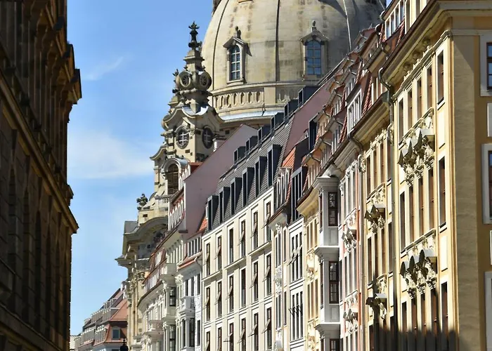Dresden Rooftop Apartment Mit 2 Balkone, Stellplatz, Top Anbindung Dresda